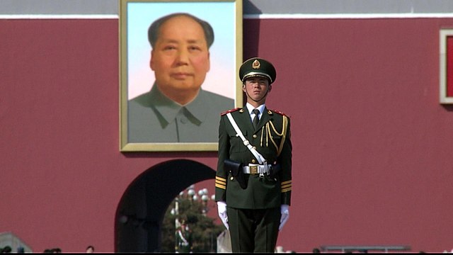 China economy slows down, lowest quarterly growth in 27 years