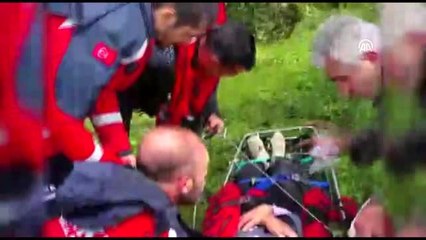 UMKE ekiplerinini kurtarma çalışmaları