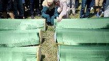 بعد 27 عاماً من المأساة.. دفن رفات 86 من مسلمي البوسنة سقطوا ضحايا التطهير العرقي
