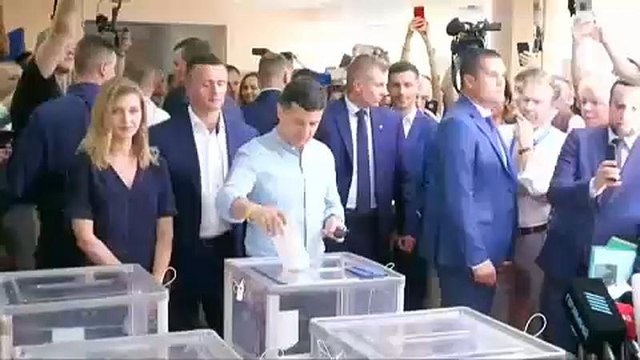 Zelenski: El primer ministro de Ucrania será un economista