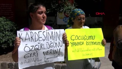 İZMİR MAHKUM YAKINLARINDAN 5 KİŞİLİK AF EYLEMİ