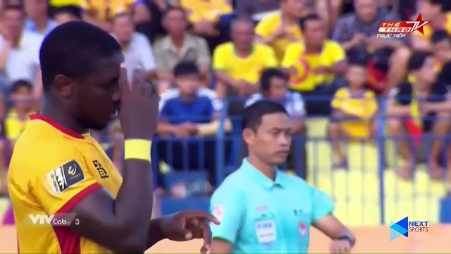 Rượt đuổi tỷ số khó tin, Thanh Hóa cản bước TP. Hồ Chí Minh trong cuộc đua vô địch