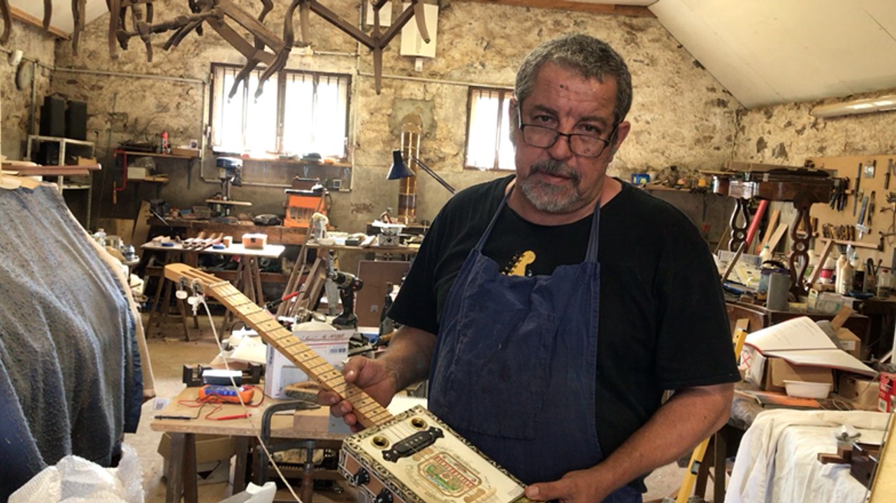 Les guitares box de Philippe Fournier aiment le blues