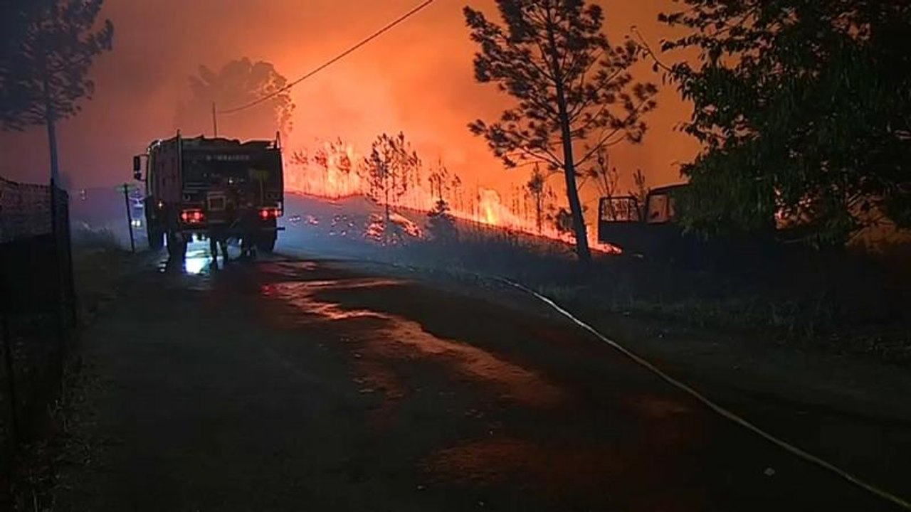 Portugal: La desesperada lucha contra el fuego