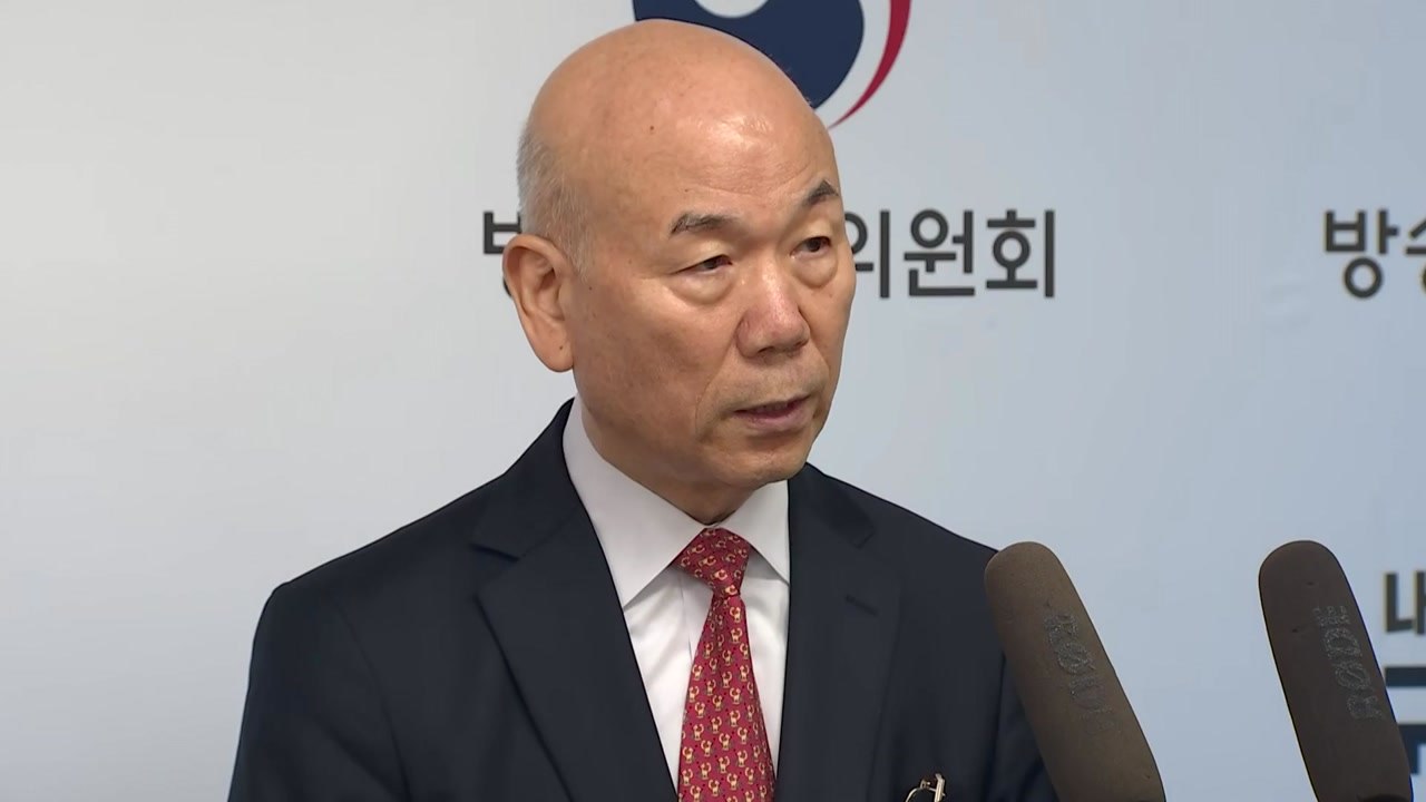 [현장영상] 이효성 방통위원장 "국정운영 도움되고자 사의 표명" / YTN