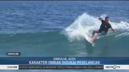 Ombak Simeulue Pikat Peselancar Dunia