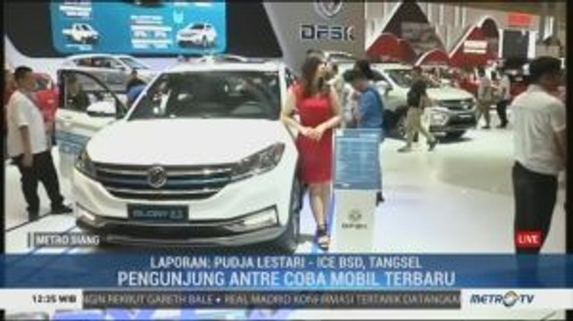 Pengunjung GIIAS 2019 Antusias Ikuti <i>Test Drive</i> Mobil