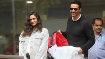 Arjun Rampal & Gabriella Demetriades spotted outside hospital with newborn baby| Boldsky