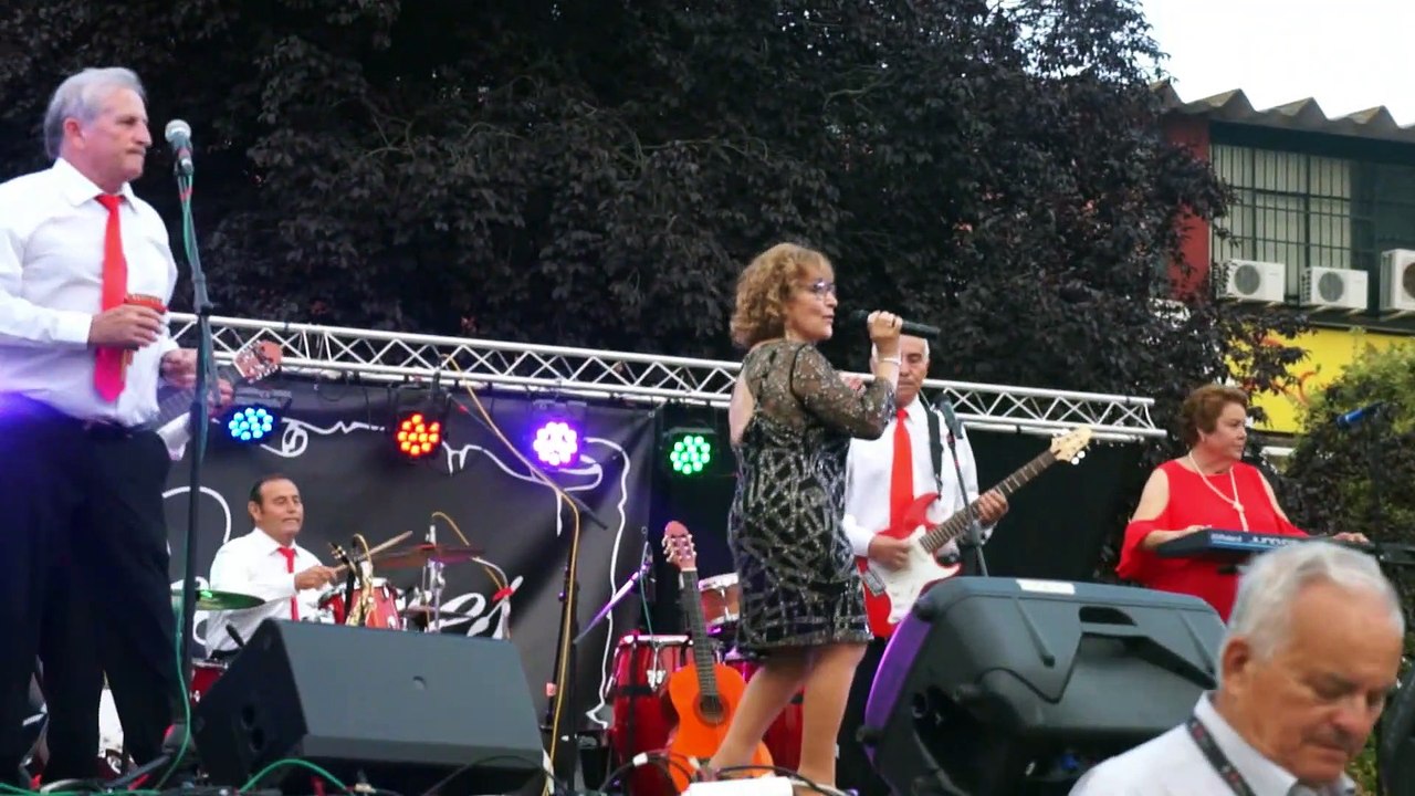 Actuación de Mari Esteban  Peña Tortilla de Patatas. Fiesta Major Can Parellada  2019