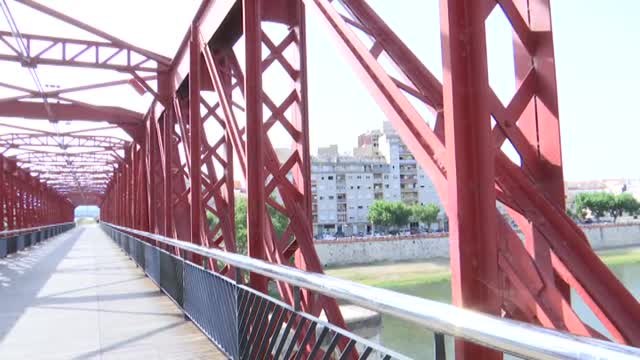 La Policía libera en Tortosa (Tarragona) a una mujer eslovaca que llevaba 20 días retenida en una vivienda