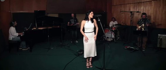 Αγγέλα Σιδηροπούλου - Αν Δε Σε Ξαναδώ [Live Session] (Official Music Video)