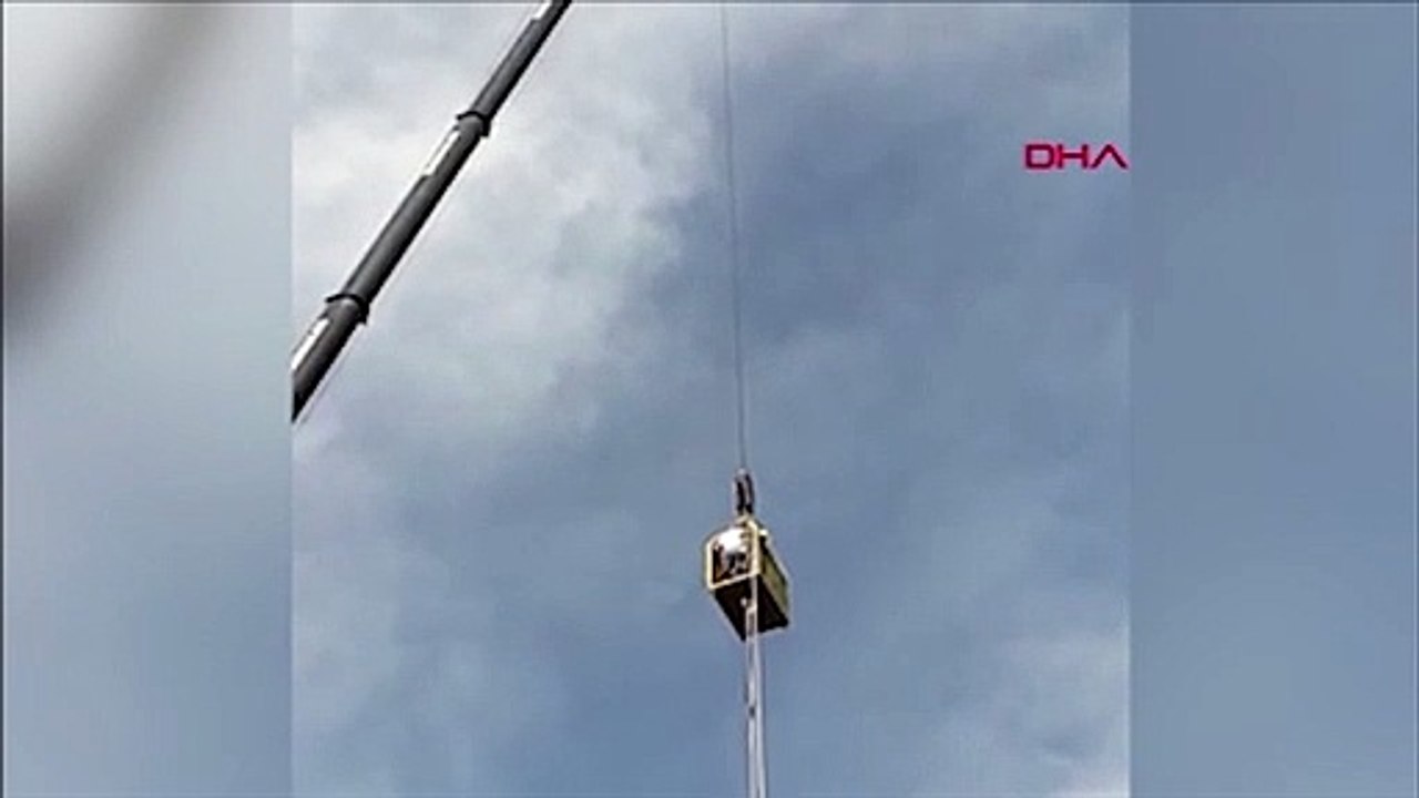 Bungee Jumping yaparken neredeyse ölüyordu