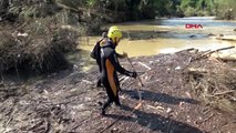 DÜZCE'DE SELDE KAYBOLAN 5 KİŞİNİN ARAMA ÇALIŞMALARI SÜRÜYOR