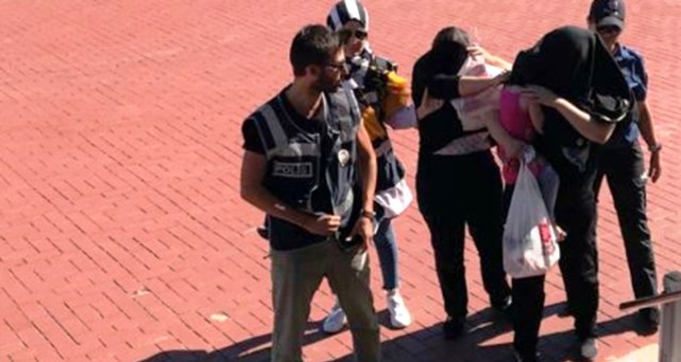 Düğünde 'pes' dedirten hırsızlık! 2 kadının oyunu karakolda bitti