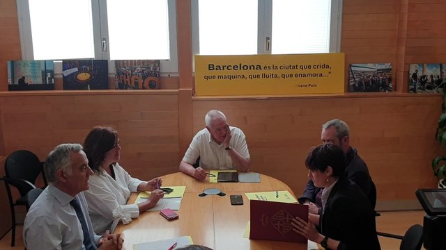 Maragall se reúne con su equipo en el Ayuntamiento