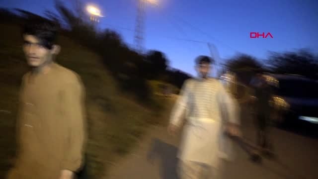 POLİS KAÇAN AFGANLARI HAVAYA ATEŞ EDEREK DURDURDU