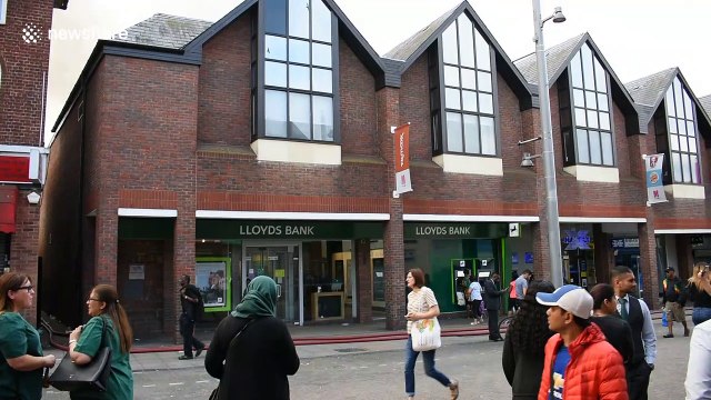 Smoke rises into Walthamstow skyline after fire rages through shopping centre