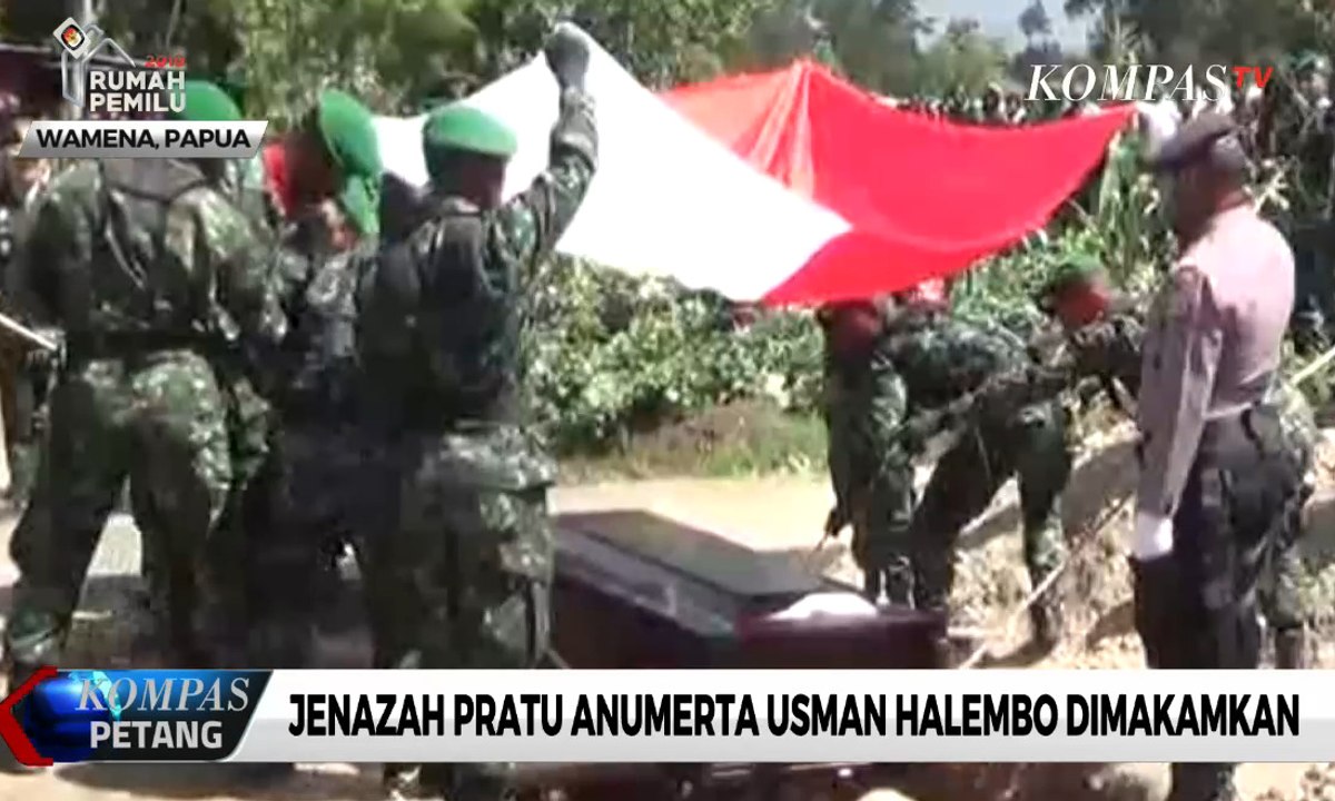 Jenazah Prajurit TNI Gugur di Nduga Dimakamkan