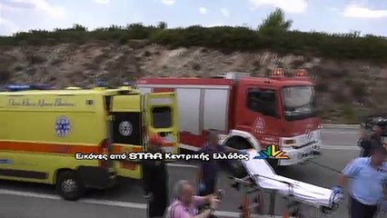 Εκτροπή νταλίκας στο δρόμο προς Δομοκό. Η 7η ΕΜΑΚ απεγκλώβισε τον οδηγό. (Πλάνα)