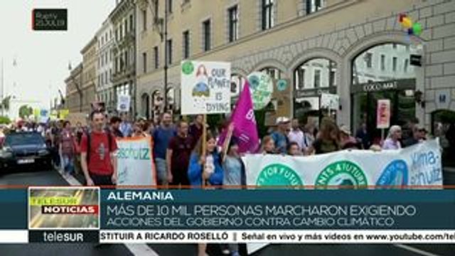 Alemanes marchan por la inmovilidad estatal ante el cambio climático