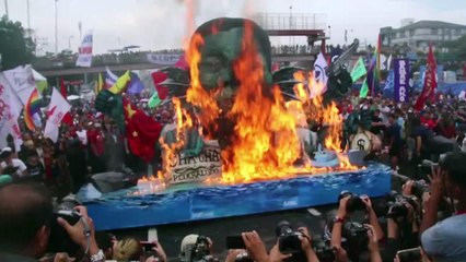Philippines: manifestation pendant le discours annuel devant le Congrès du président Duterte