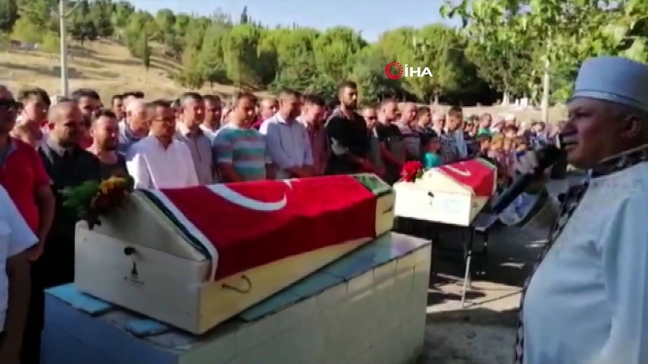 Ölüme birlikte giden ikiz kardeşler toprağa verildi