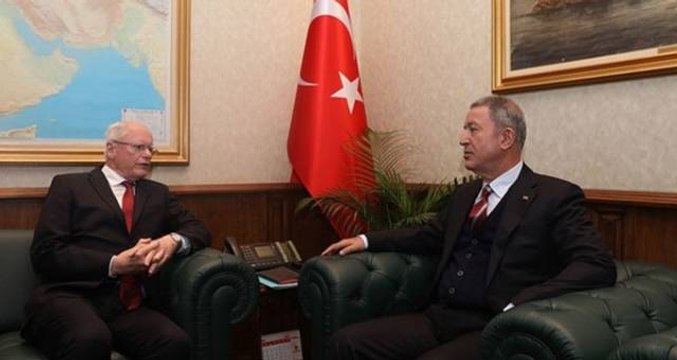 Son dakika! Bakan Akar, ABD'nin Suriye Özel Temsilcisi James Jeffrey'i kabul etti.
