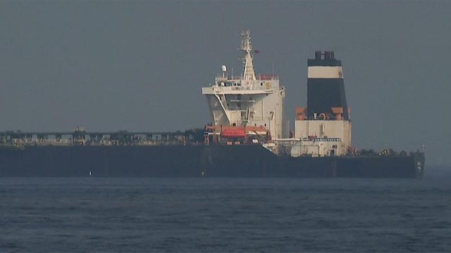 Iran: Nessuno può violare la legge e l'ordine nello stretto di Hormuz