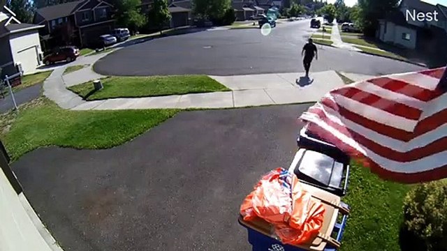 Cet ado réussit à échapper à un policier d'une façon incroyable