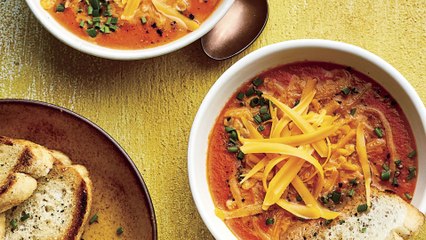 How to Make Roasted Tomato Soup with Cheddar