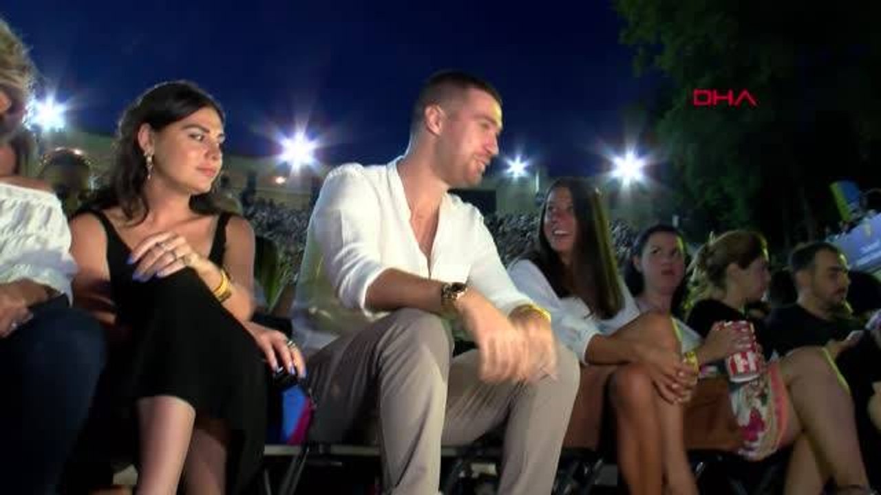 HARBİYE AÇIK HAVADA 4. KEZ EBRU GÜNDEŞ RÜZGARI ESTİ