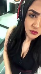 بطلة مسلسل رحلة 69  (ياسمين صالح)  انا  لما بروح الجيم لازم يكون فاضي  HD