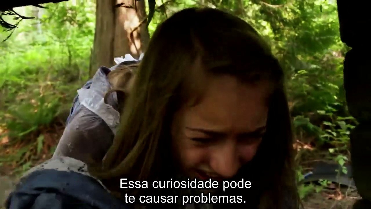 Alice O Lado Negro do Espelho - Trailer