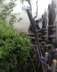 86 FLASH! Heboh Video Emak-Emak Mau Buang Anaknya di Sesayap Hilir