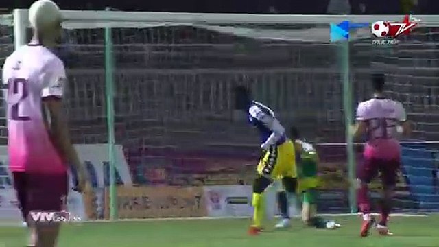 Omar hồi xuân đáng kinh ngạc trong cuộc đối đầu với Sài Gòn tại Vòng 17 V.League 2019 | HANOI FC