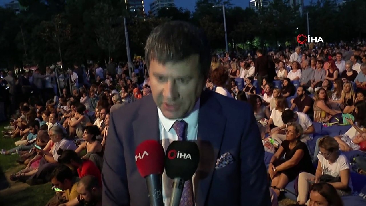 Kalamış’ta senfoni orkestrası eşliğinde yazlık sinema