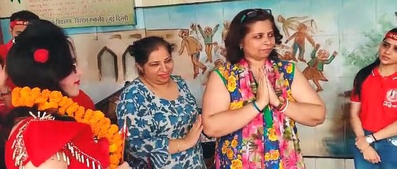 SRMCS To Distribute One Lakh School Bags To Children Across India With Blessings Of Shri Radhe Maa