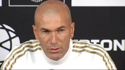Zidane: "Bale no quiso cambiarse porque el club estaba tratando su salida"