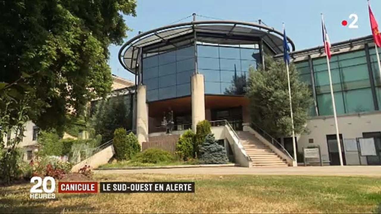 Spéciale Canicule : A Villeneuve-sur-Lot, les employés de la mairie téléphonent aux personnes âgées pour prendre de leur nouvelle et leur rappeler les gestes à adopter - VIDEO