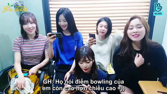 [VIETSUB] Câu chuyện về chiều cao và sự nghễnh tai của Kim Minji