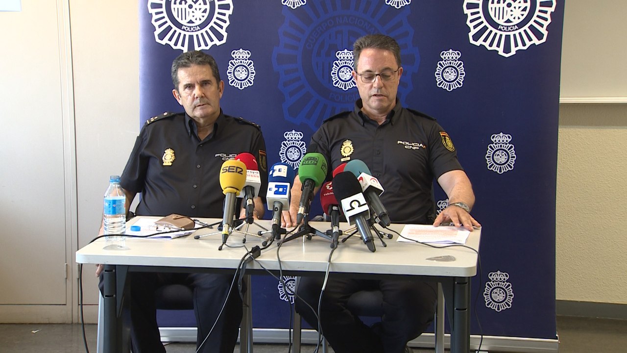 Rueda de prensa sobre una estafa a través de televisión