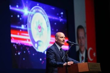 İçişleri Bakanı Soylu'dan göçmen açıklaması: "Bu yıl 80 bin sınır dışı işlemi gerçekleştireceğiz"