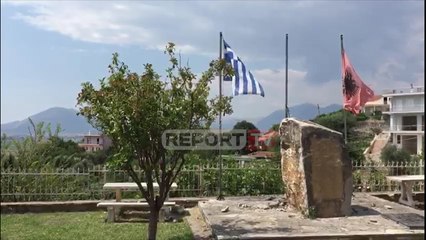 Report TV - Hidhet në erë memoriali i grekut Thimio Lolit në Finiq