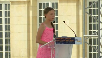 Eine junge Frau, die weder Rockstar, noch "apokalyptischer Guru" sein will