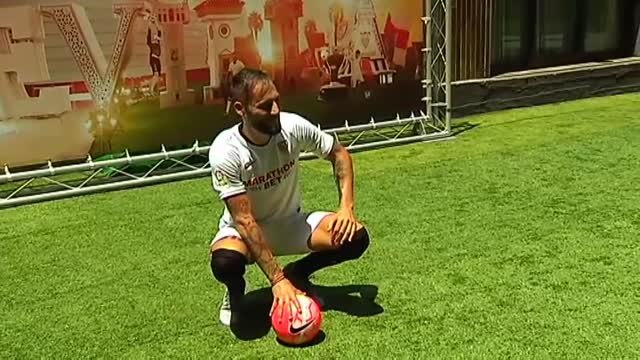 Gudelj ya es oficialmente jugador del Sevilla