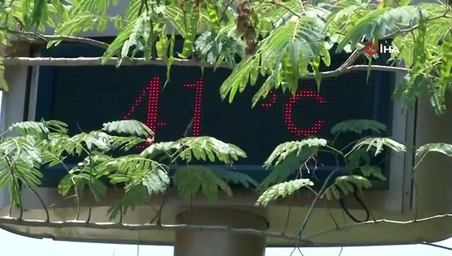 Adana Sıcaktan Kavruluyor! Termometreler 41 Dereceyi Gösterdi