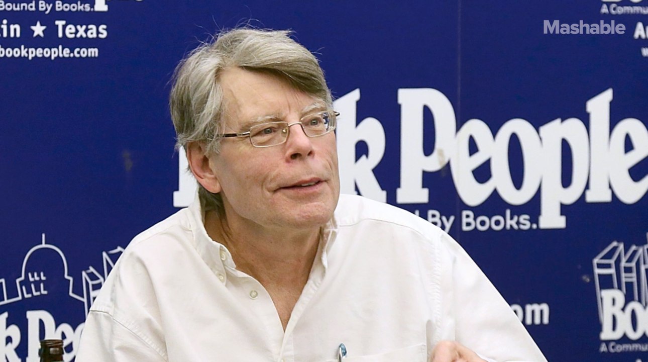 Stephen King condemns President Trump after rac...