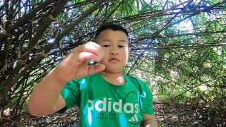 Making Bamboo Toy Gun that Can Shoot Glass Marbles _ Win - Bao Nguyen