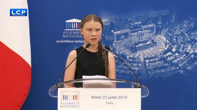 Γαλλία: Εν μέσω αντιδράσεων η ομιλία της Γκρέτα Τούνμπεργκ στην εθνοσυνέλευση
