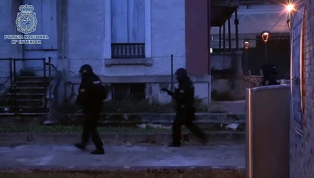 Policía y Guardia Civil detienen a cuatro presuntos yihadistas en Galicia y País Vasco